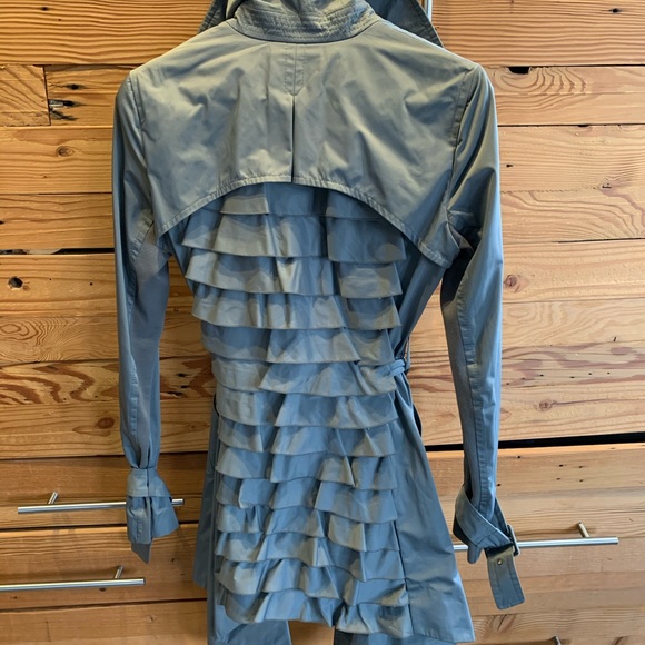 BCBGMaxAzira ruffled trench coat - Grey - Picture 8 of 9